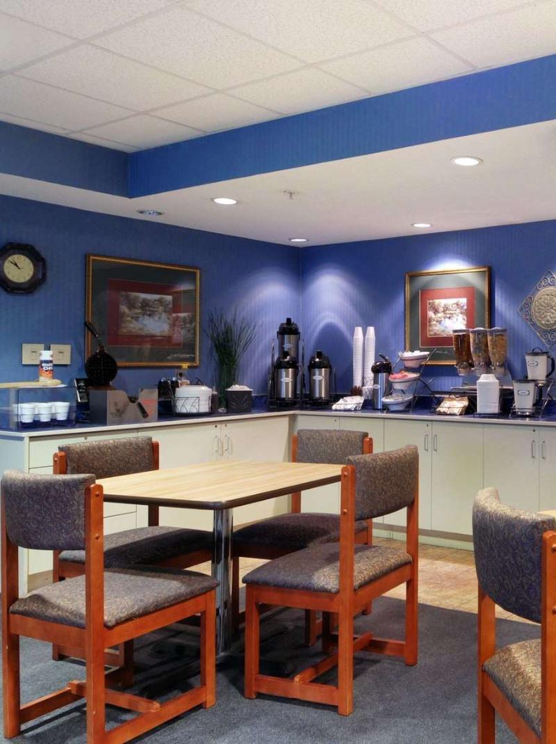Microtel Inn & Suites By Wyndham Bossier City Exterior photo